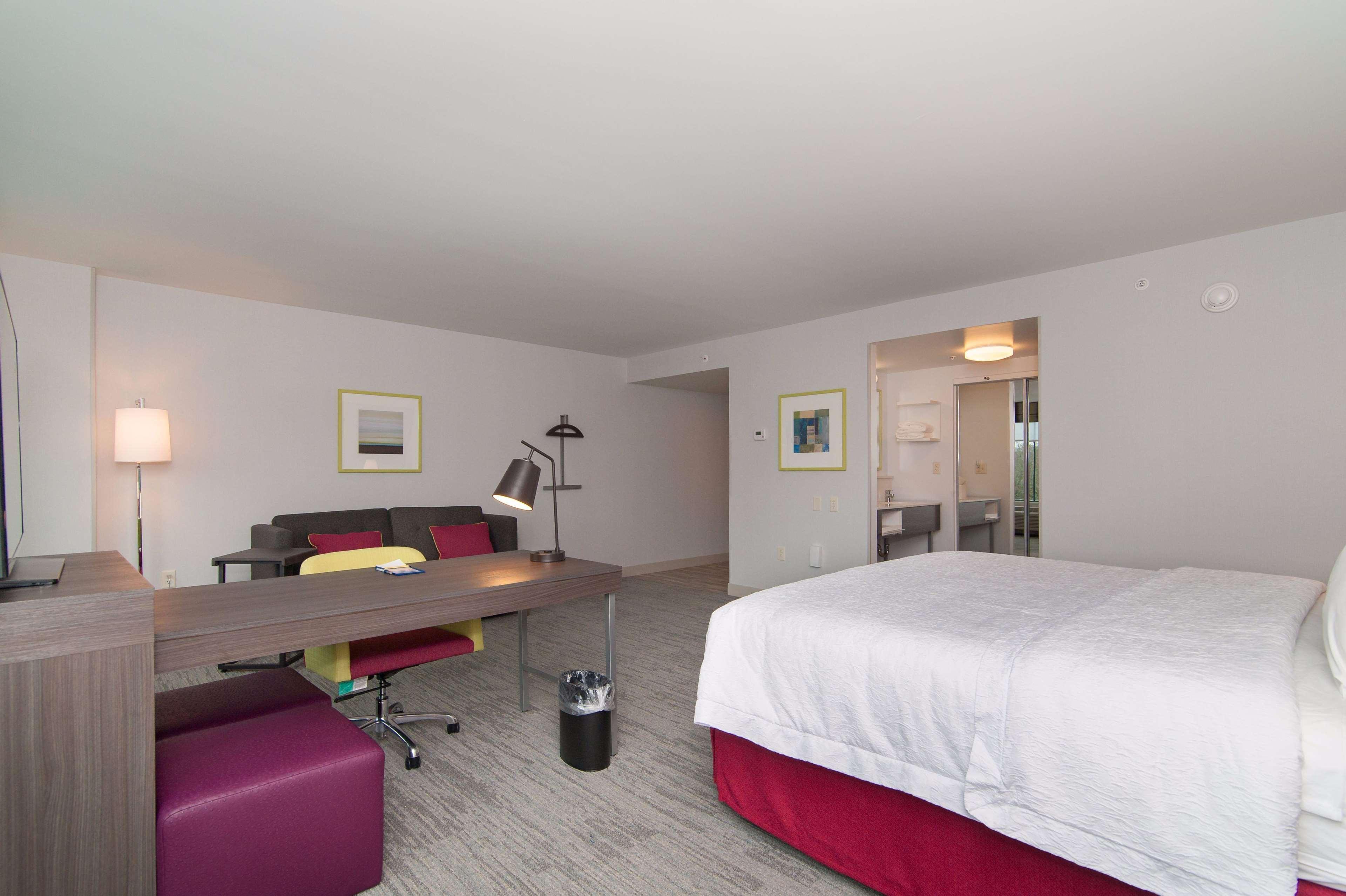 Hampton Inn Norwich Exterior foto