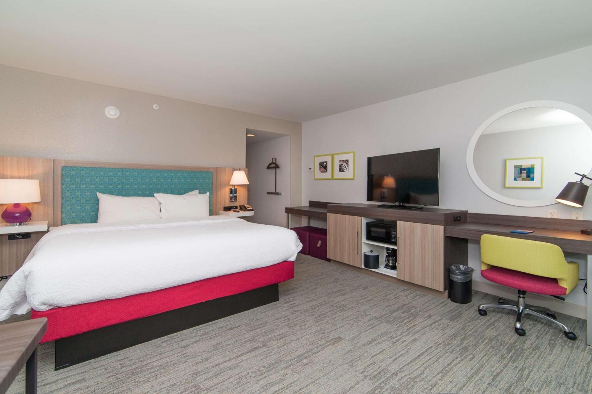 Hampton Inn Norwich Exterior foto